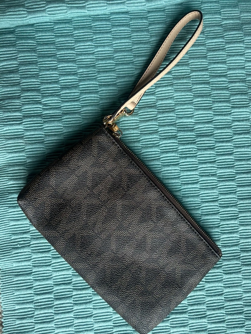 MICHAEL KORS |  Chocolate Brown Leather Wristlet with Gold Hardware